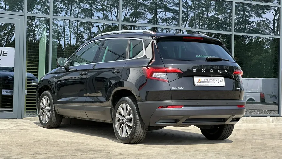 SKODA Karoq -
