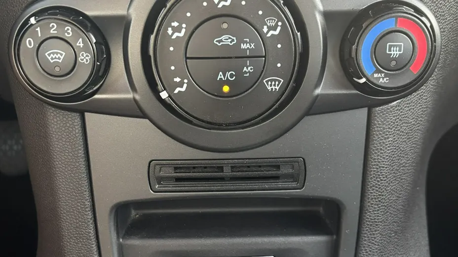 FORD Fiesta -