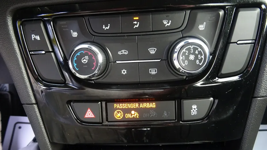 OPEL Mokka -