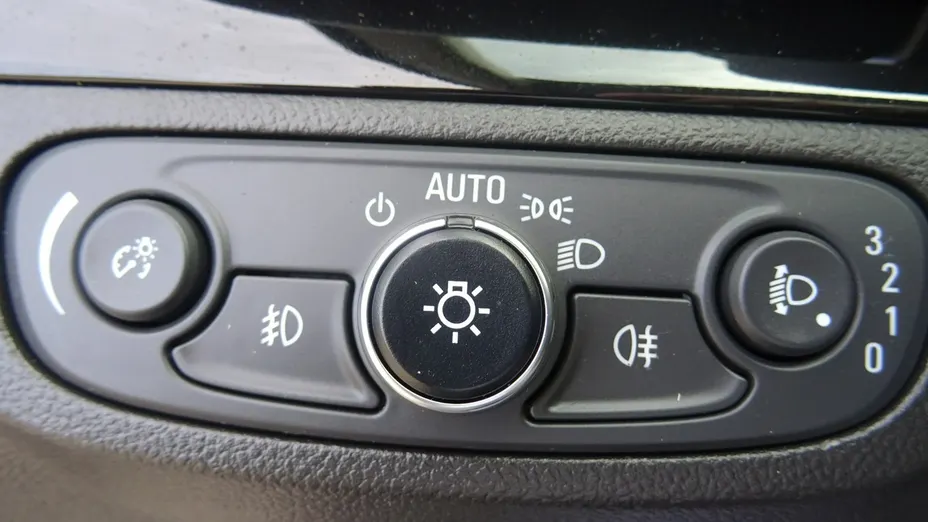 OPEL Mokka -