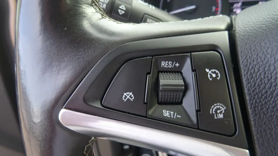 OPEL Mokka -