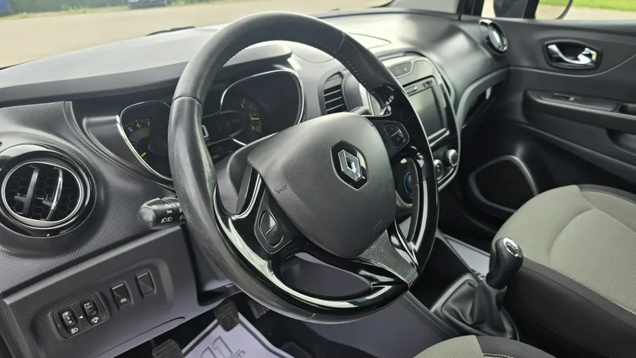 RENAULT Captur -