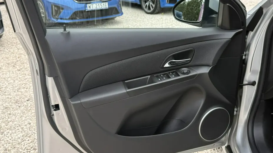 CHEVROLET Cruze -