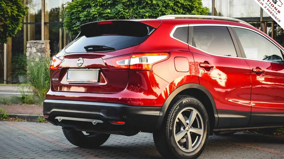NISSAN Qashqai -