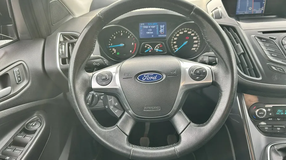 FORD Kuga -