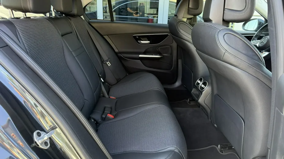 MERCEDES-BENZ C Klasa -
