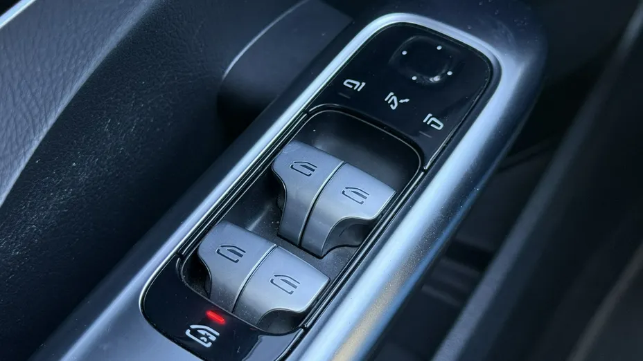 MERCEDES-BENZ C Klasa -