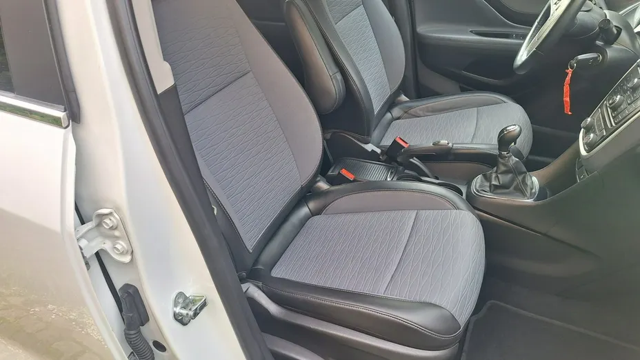 OPEL Mokka -