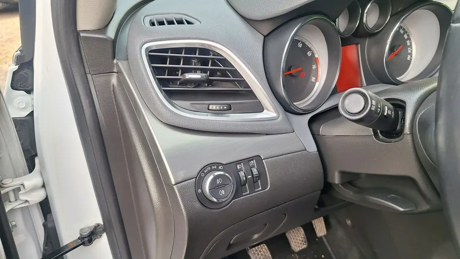 OPEL Mokka -