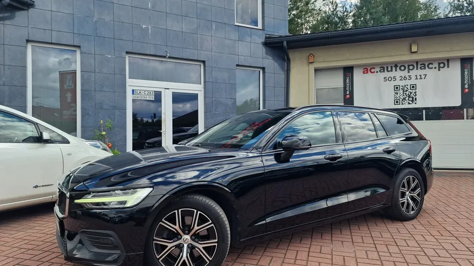 VOLVO V60 -