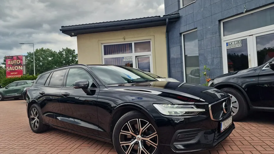 VOLVO V60 -