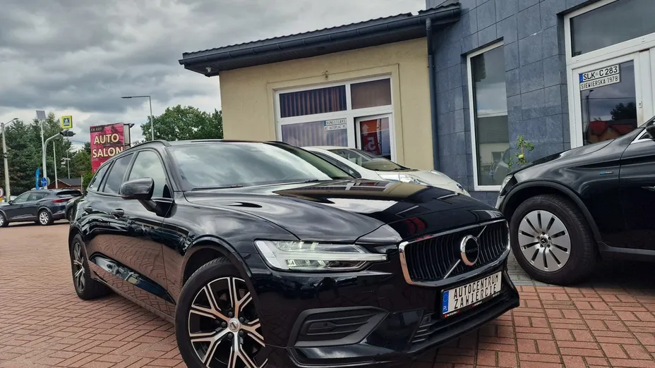 VOLVO V60 -