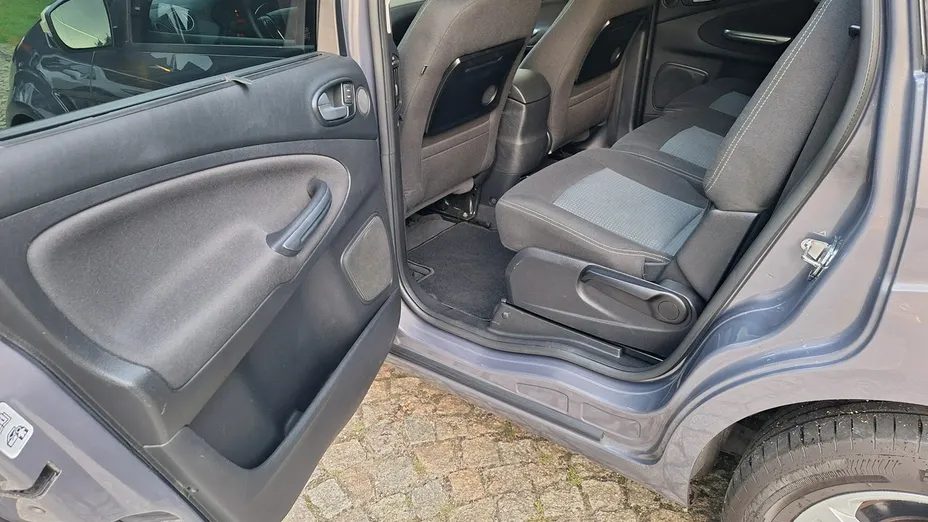 FORD S-MAX -