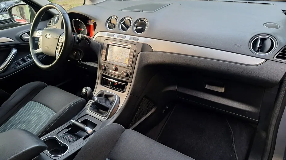 FORD S-MAX -