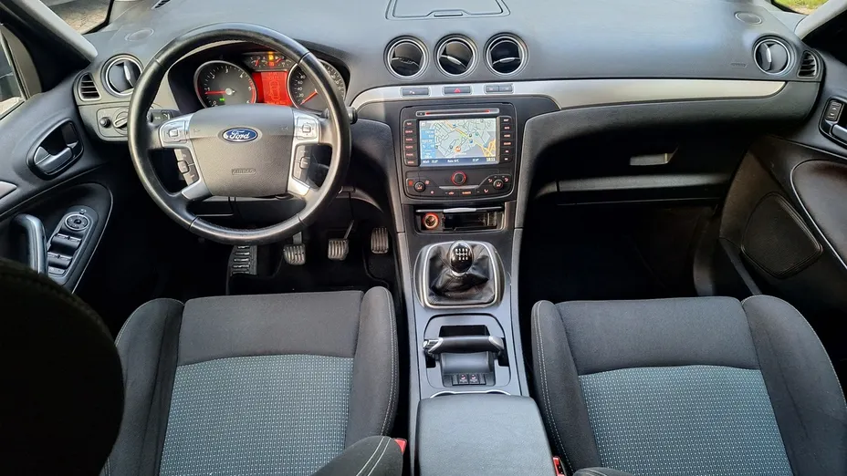 FORD S-MAX -