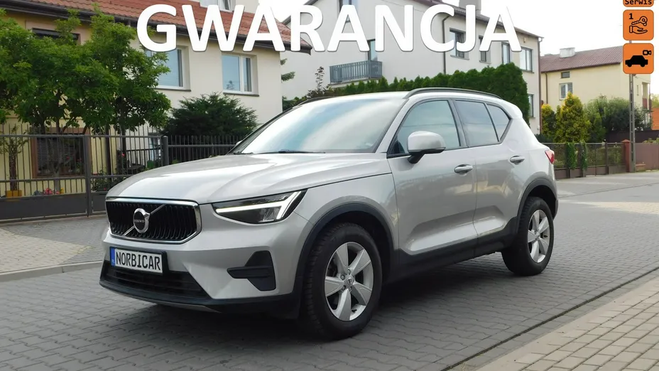 VOLVO XC40 -