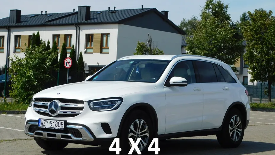 MERCEDES-BENZ GLC -