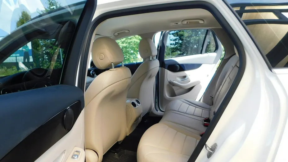 MERCEDES-BENZ GLC -