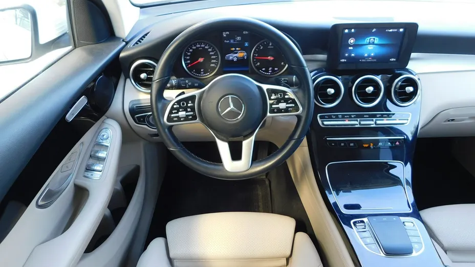 MERCEDES-BENZ GLC -