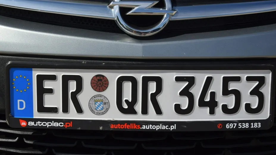 OPEL Astra -