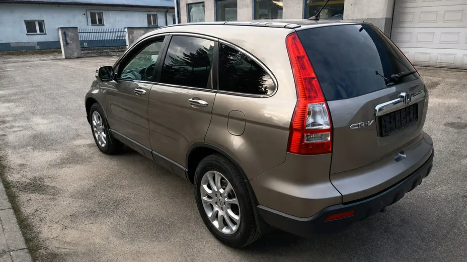 HONDA CR-V -