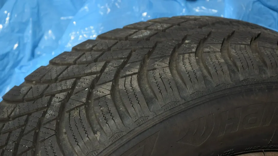TOYOTA Avensis -