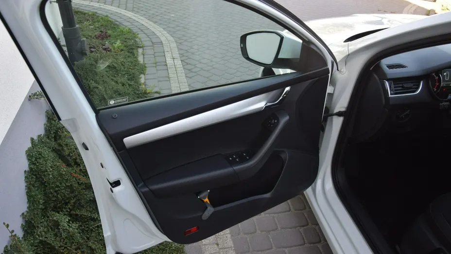 SKODA Octavia -