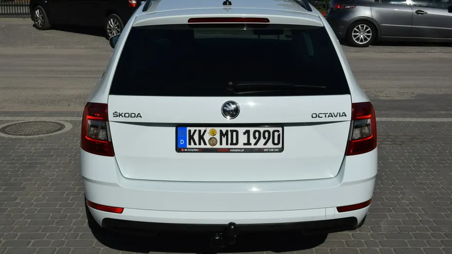 SKODA Octavia -