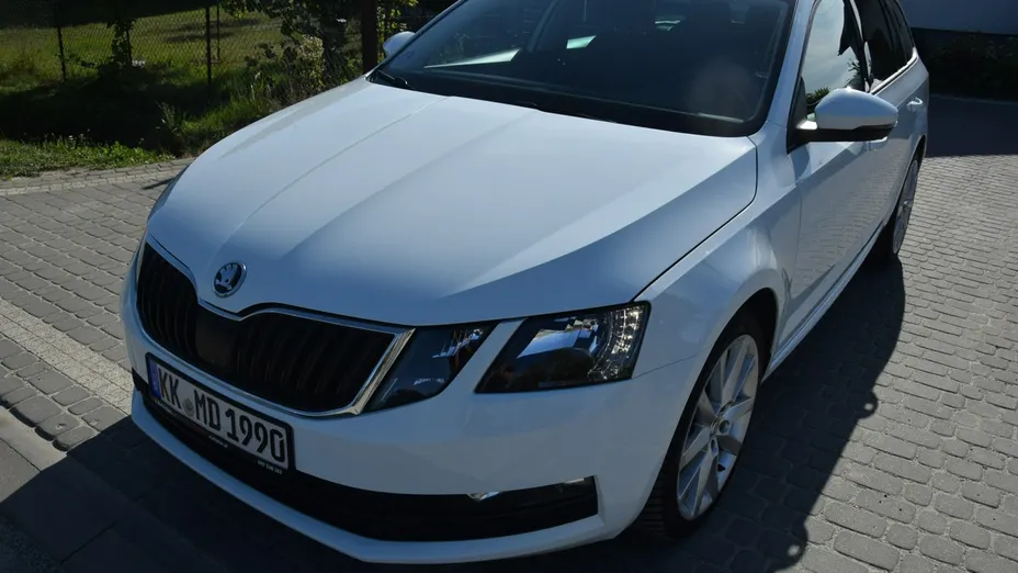SKODA Octavia -