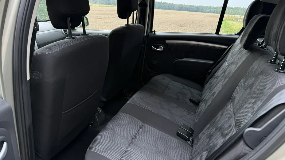 DACIA Sandero -