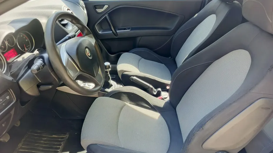 ALFA ROMEO MiTo -