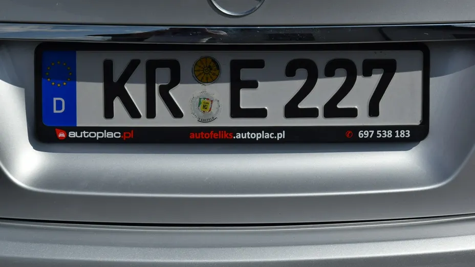MERCEDES-BENZ C Klasa -