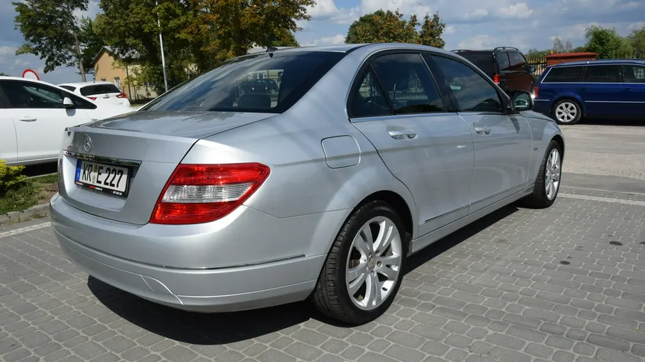 MERCEDES-BENZ C Klasa -