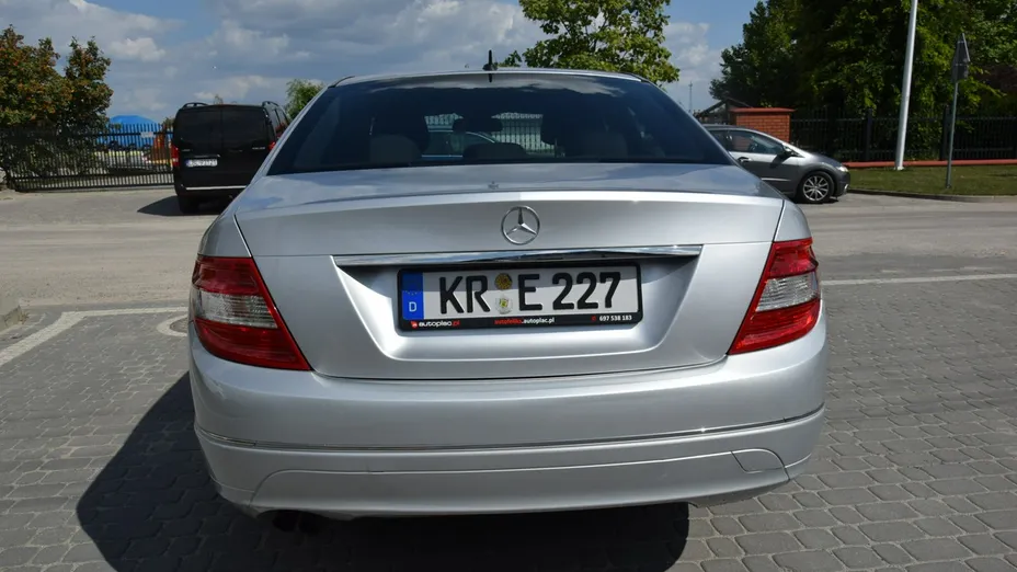 MERCEDES-BENZ C Klasa -