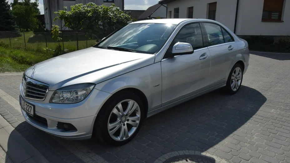 MERCEDES-BENZ C Klasa -