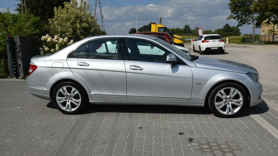 MERCEDES-BENZ C Klasa -