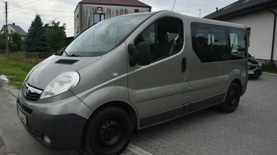 OPEL Vivaro -