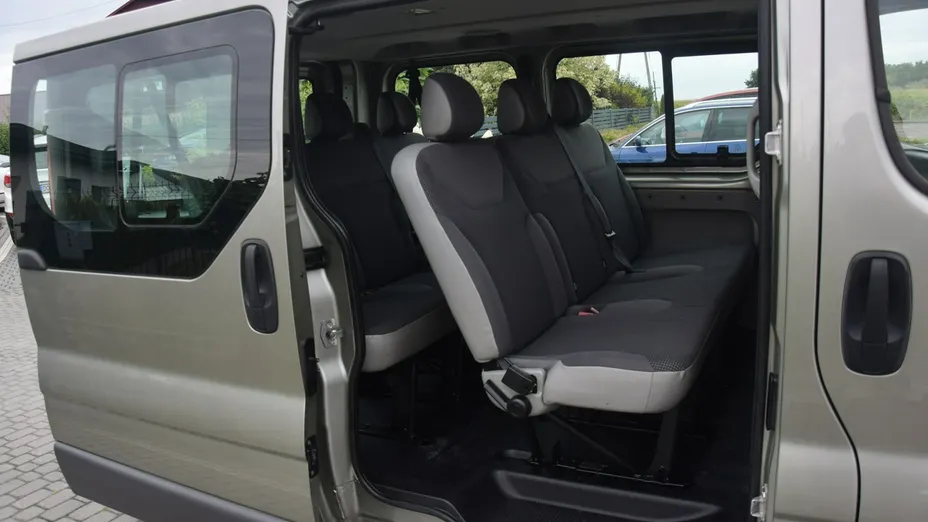 OPEL Vivaro -