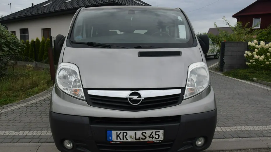 OPEL Vivaro -