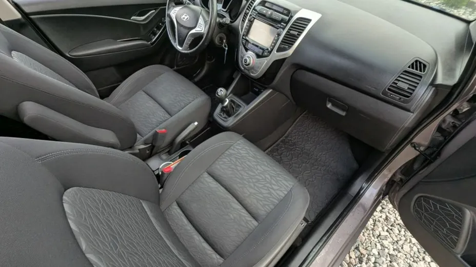 HYUNDAI ix20 -