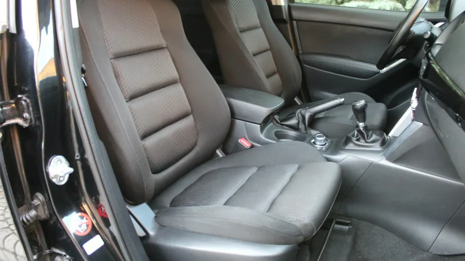 MAZDA CX-5 -