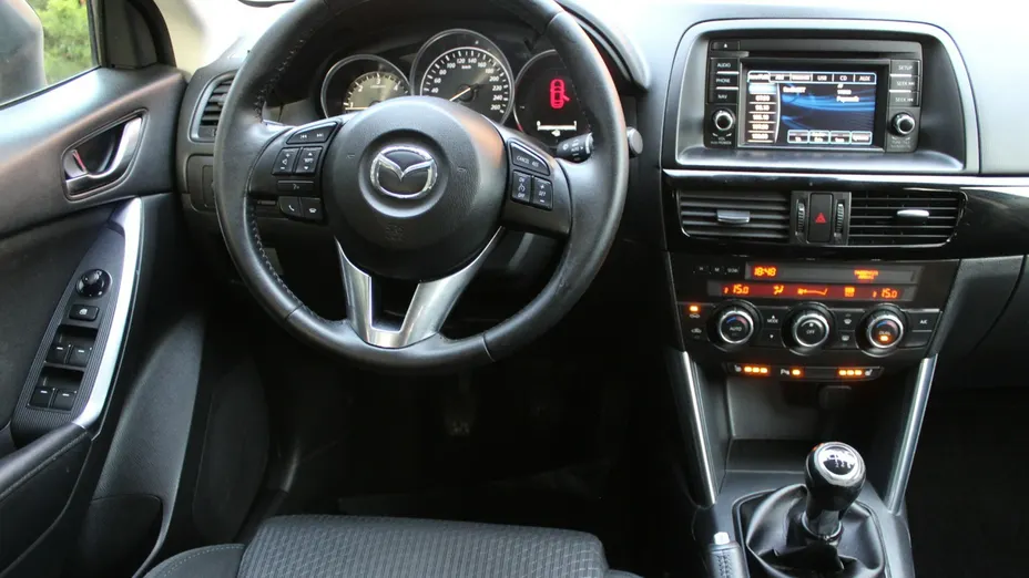 MAZDA CX-5 -