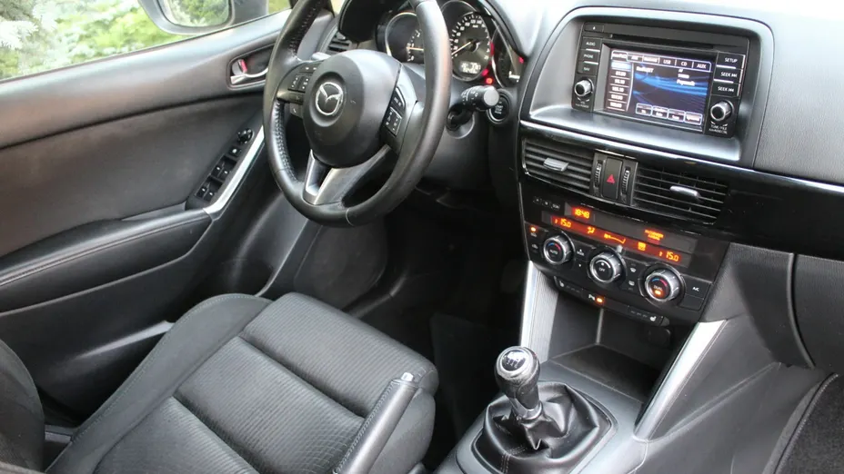 MAZDA CX-5 -