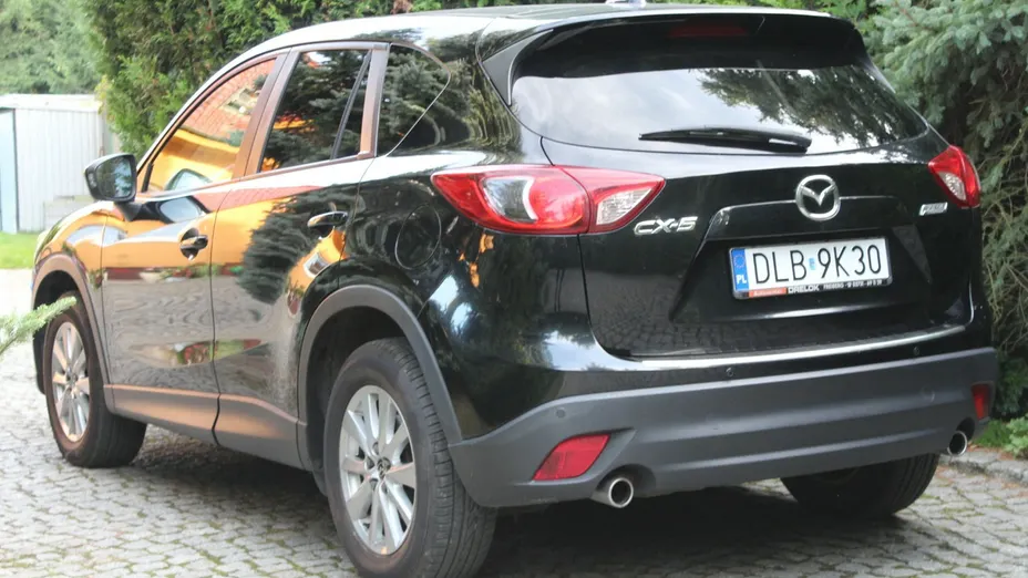 MAZDA CX-5 -