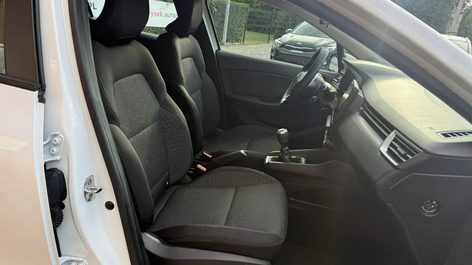 RENAULT Clio -