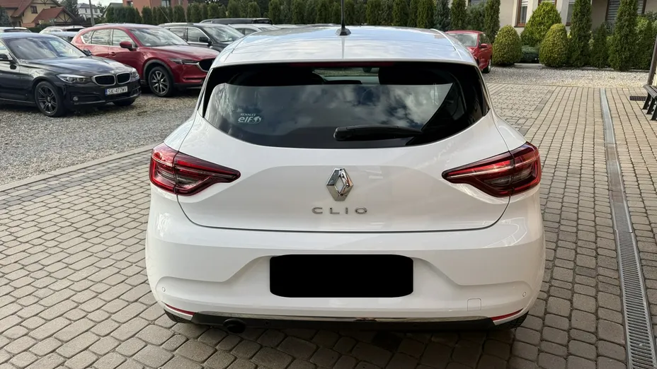 RENAULT Clio -