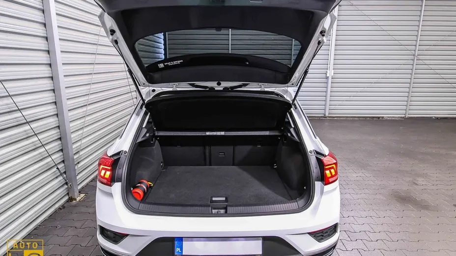 VOLKSWAGEN T-ROC -