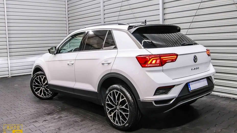 VOLKSWAGEN T-ROC -