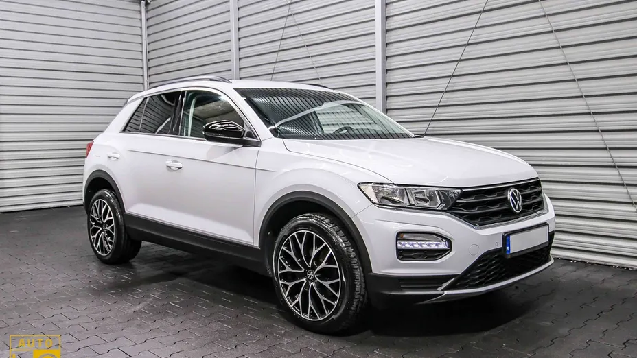 VOLKSWAGEN T-ROC -