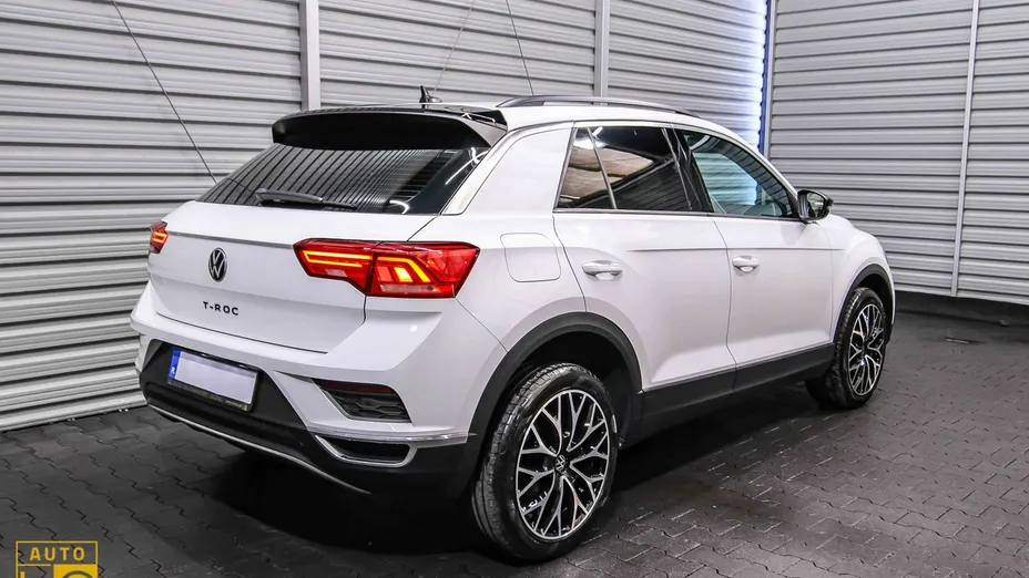 VOLKSWAGEN T-ROC -